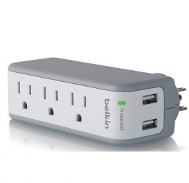 Carregador de Parede Belkin USB SurgePlus 10W Dual-USB+3 Tomadas Proteção Surto 110V Branco - BST300BG - Imagem 2