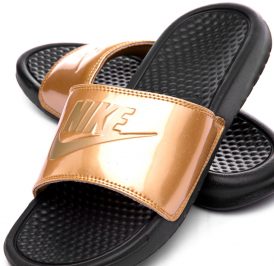 Chinelo Nike Feminino 618919-022 7 - Preto/Dourado - Imagem 1