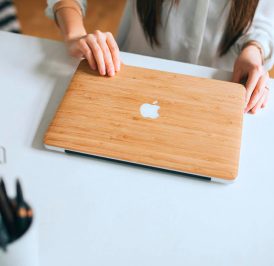Capa Woodcessories Macbook Air e Pro 13 Ecoskin Macbook Cover Bamboo - 4260382631643 - Imagem 1