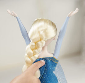 Boneca Hasbro Frozen Roya B9203 Elsa Vestido Real - Imagem 3