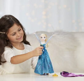 Boneca Hasbro Frozen Roya B9203 Elsa Vestido Real - Imagem 13