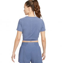 Camiseta Nike Feminina Dri-FIT One Luxe M - Sky Blue DD4921-491 - Imagem 2