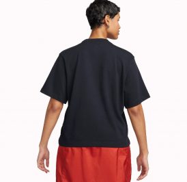 Camiseta Nike Feminina Sportswear M - Preta FQ8870-010 - Imagem 2