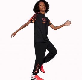 Camiseta Nike Infantil Masculino CR7 Academy23 XL - Preto FJ6176-010 - Imagem 4